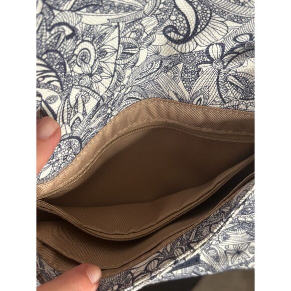 SAKROOTS PACIFIC FLORAL FOLD OVER SOFT CANVAS SMALL CROSSBODY PURSE - Picture 6 of 9